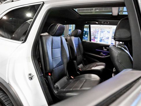 Used 2023 Mercedes-Benz GLS 450 4MATIC image 27