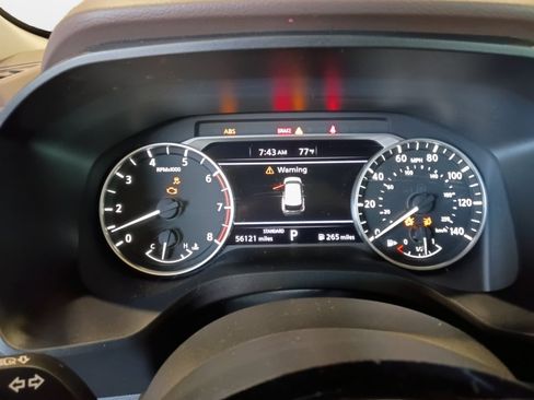 Used 2021 Nissan Rogue SL FWD image 14
