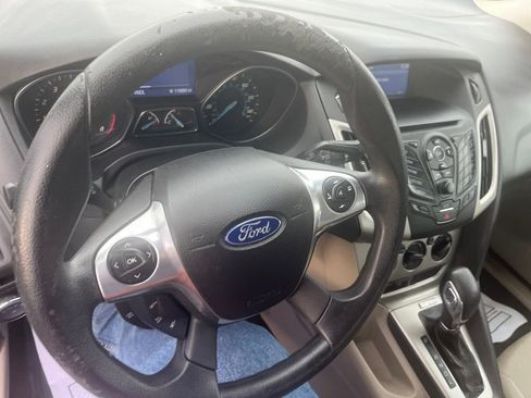 Used 2014 Ford Focus SE image 10