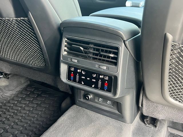 Used 2021 Audi Q8 Prestige w/ Prestige Package AWD/4WD image 23