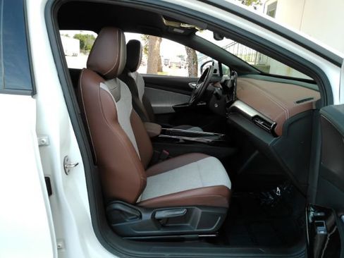 Used 2023 Volkswagen ID.4 Pro RWD image 20