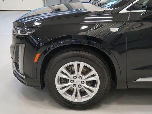 Certified 2024 Cadillac XT6 Luxury AWD/4WD image 9