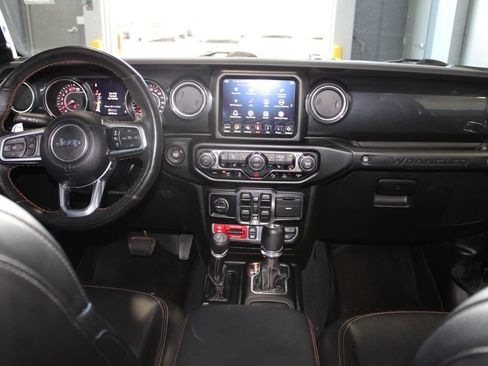 Used 2022 Jeep Wrangler Unlimited Rubicon AWD/4WD image 14