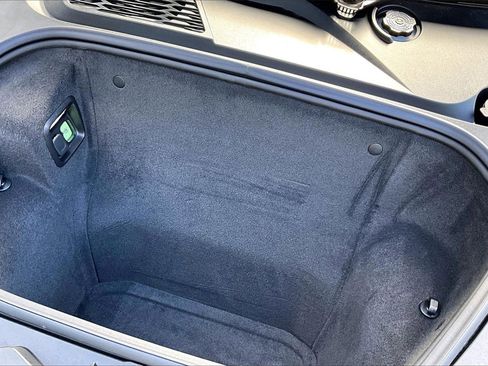 Used 2024 Chevrolet Corvette Stingray w/ Z51 Performance Package image 24