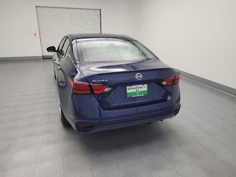Used 2019 Nissan Altima 2.5 S FWD image 6