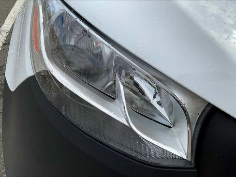 Used 2025 Mercedes-Benz Sprinter 2500 image 18