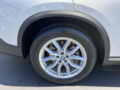Used 2019 BMW X5 xDrive40i w/ Convenience Package AWD/4WD image 77