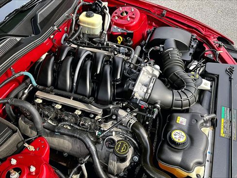 Used 2006 Ford Mustang GT Premium image 31