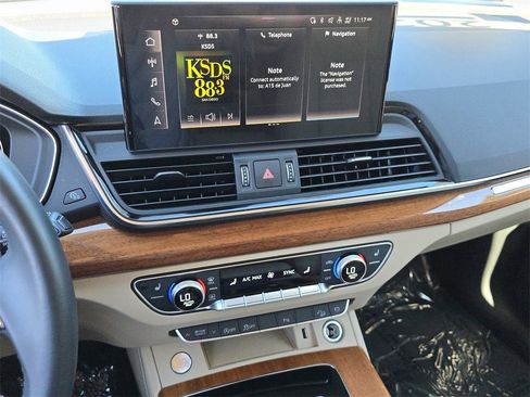 Certified 2023 Audi Q5 2.0T Premium Plus w/ Premium Plus Package image 23