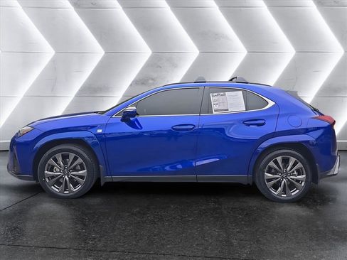 Used 2023 Lexus UX 250h F Sport image 2
