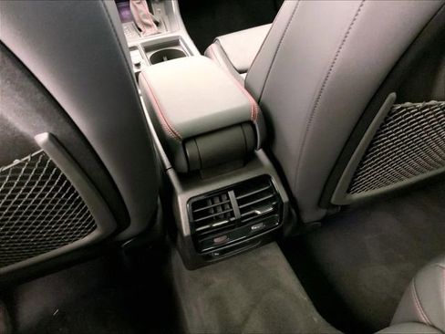 Certified 2025 Audi Q3 2.0T Premium Plus w/ Premium Plus Package image 34