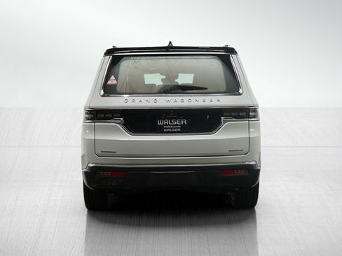 Used 2022 Jeep Grand Wagoneer Series II w/ Premium Group II image 5