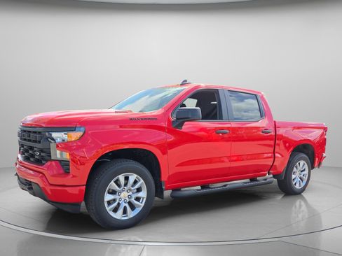 New 2026 Chevrolet Silverado 1500 Custom w/ LPO, Dark Essentials Package RWD image 2
