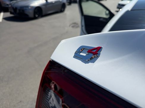 Used 2022 Alfa Romeo Giulia Ti AWD/4WD image 23
