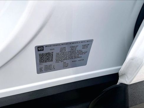 Used 2025 Chevrolet Equinox LT w/ Convenience Package II image 19