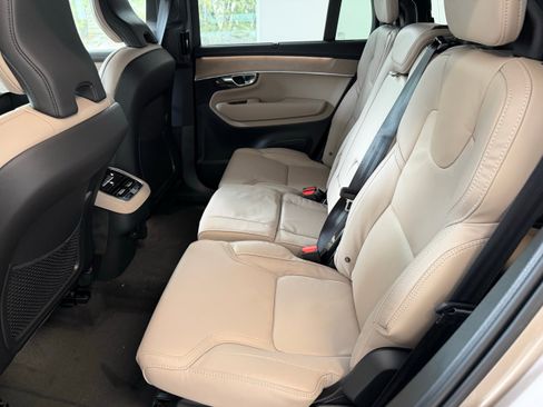 New 2026 Volvo XC90 B6 Ultra AWD/4WD image 22