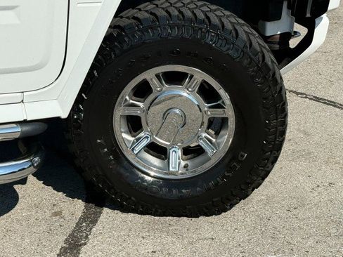 Used 2006 HUMMER H2 image 17
