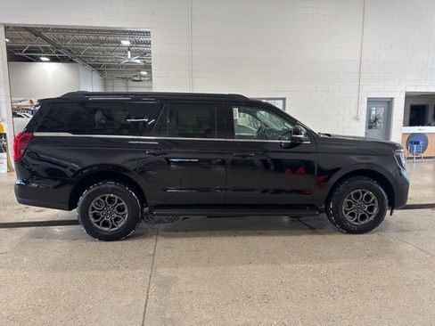 New 2026 Ford Expedition Max Active image 4