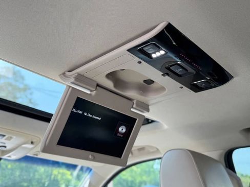 Used 2015 GMC Yukon Denali w/ Touring Package image 31