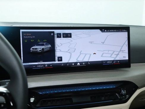 Certified 2025 BMW 330i xDrive Sedan w/ Premium Package image 25