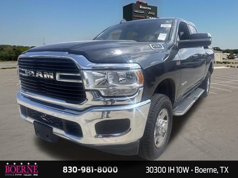 Used 2021 RAM 2500 Big Horn AWD/4WD image 3
