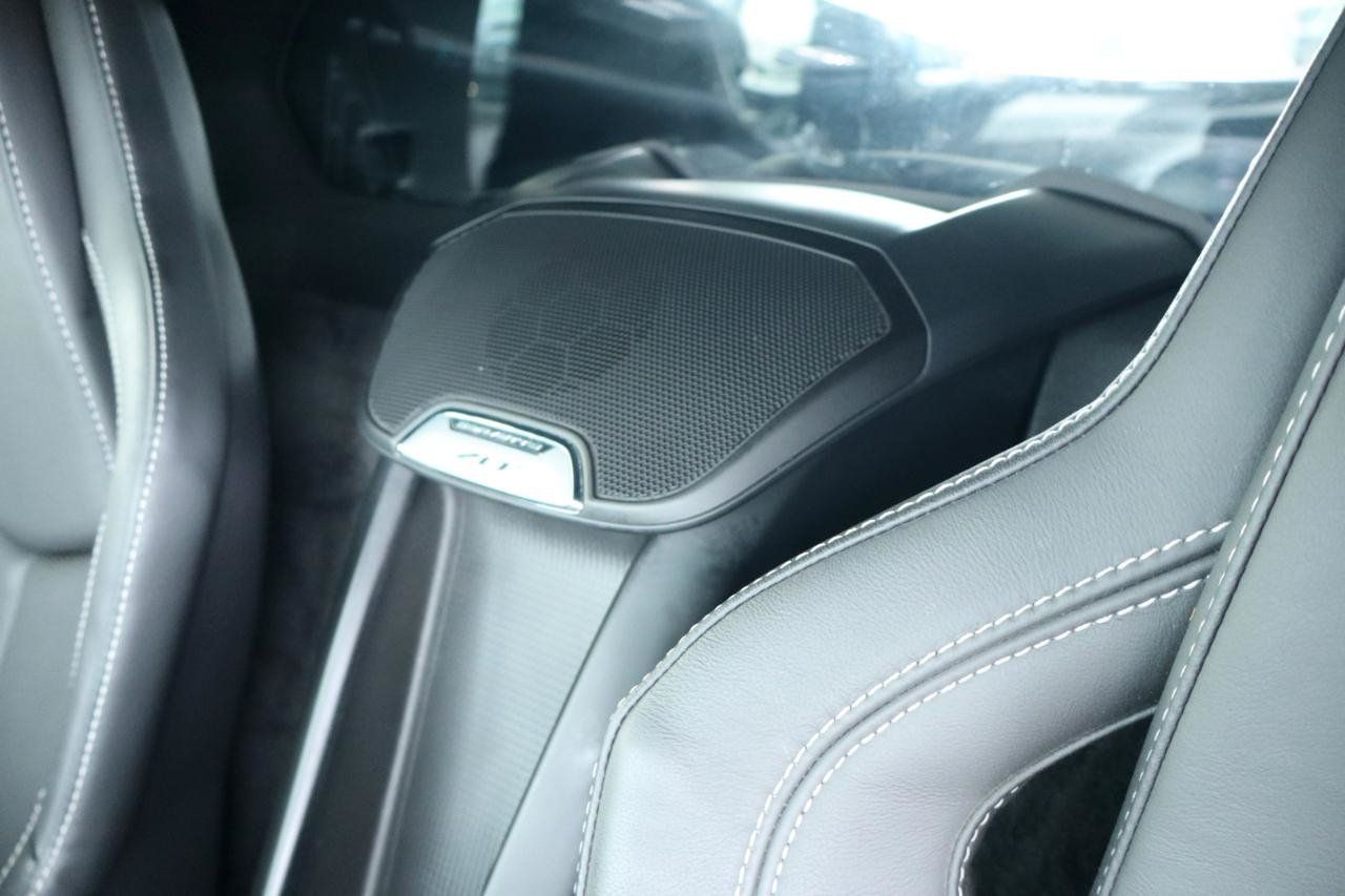 Used 2023 Chevrolet Corvette Z06 RWD image 25