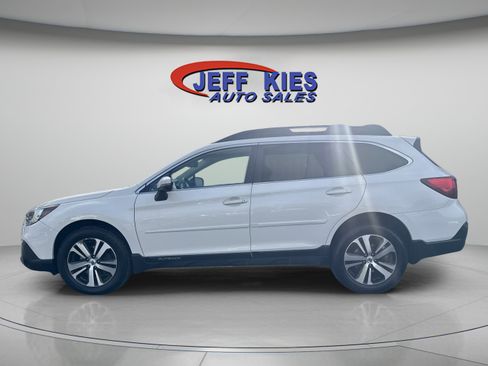 Used 2018 Subaru Outback 2.5i Limited image 8
