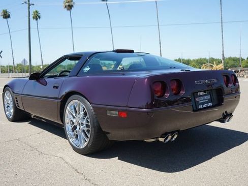 Used 1992 Chevrolet Corvette ZR-1 RWD image 14