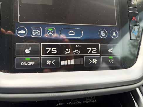 Used 2025 Subaru Outback Premium w/ Popular Package #1A AWD/4WD image 15