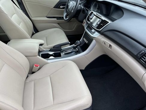 Used 2013 Honda Accord EX-L image 22