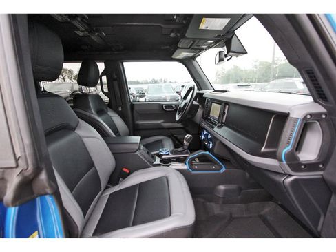 Used 2023 Ford Bronco Black Diamond w/ Sasquatch Package AWD/4WD image 24
