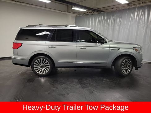 Used 2020 Lincoln Navigator Reserve w/ Luxury Package RWD image 10