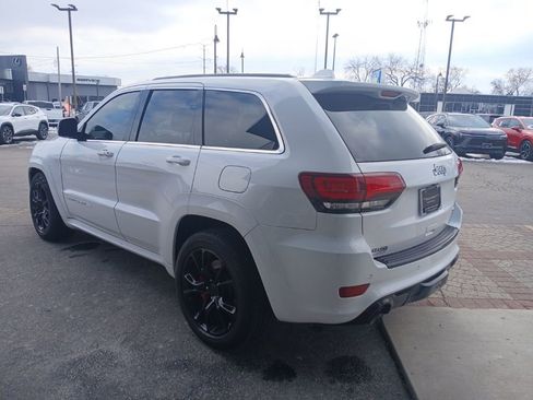 Used 2015 Jeep Grand Cherokee SRT w/ Luxury Group II image 7