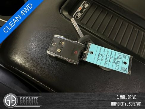 Used 2018 Chevrolet Silverado 1500 High Country image 30