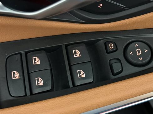 New 2026 BMW 330i Sedan w/ Premium Package image 13