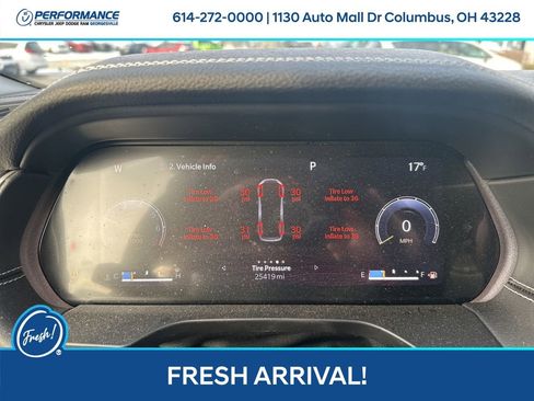 Used 2023 Jeep Grand Cherokee L Limited image 17