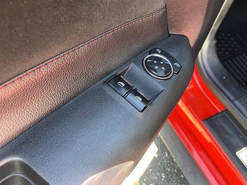 Used 2017 Ford Mustang GT Premium w/ Equipment Group 401A RWD image 10
