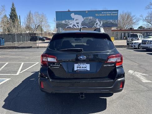 Used 2019 Subaru Outback 2.5i Limited AWD/4WD image 6