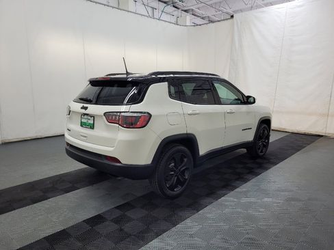 Used 2019 Jeep Compass Altitude image 9