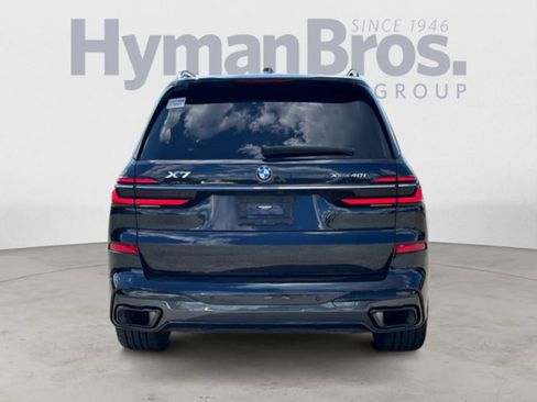 Used 2023 BMW X7 xDrive40i w/ Executive Package image 4