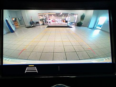 Certified 2022 Chevrolet Trax LT w/ LT Convenience Package image 12