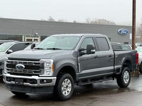 Used 2024 Ford F250 XLT image 30