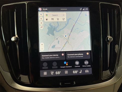 New 2026 Volvo V60 B5 Cross Country Ultra w/ Protection Package Premier image 22