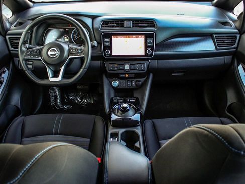 Used 2023 Nissan Leaf SV Plus image 37