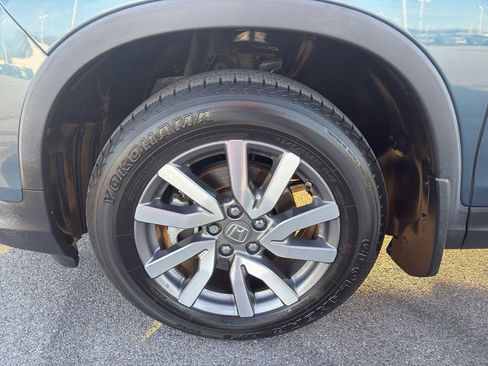 Used 2019 Honda Pilot EX image 12