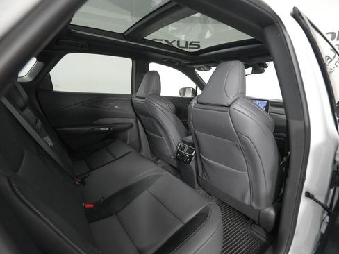 Certified 2023 Lexus RX 500h F Sport w/ Accessory Package (Z1) AWD/4WD image 18