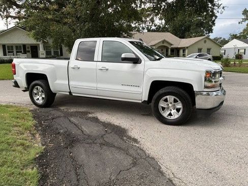 Used 2018 Chevrolet Silverado 1500 LT RWD image 13