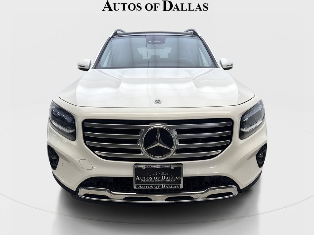 Used 2025 Mercedes-Benz GLB 250 w/ Exclusive Package image 4
