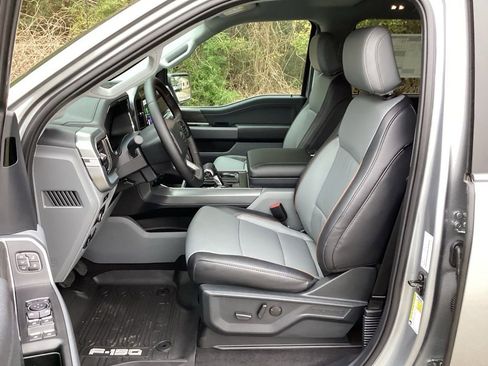 New 2025 Ford F150 Lariat w/ Equipment Group 501A Mid AWD/4WD image 23