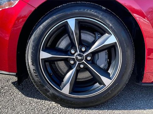 Used 2022 Ford Mustang GT w/ Equipment Group 301A image 8